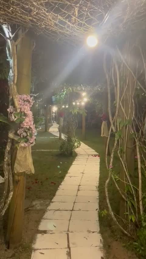 Passeio pelos espaços da pousada